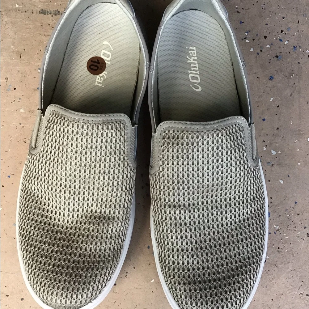 OluKai Men's Slip-On Loafers in Taupe Mesh with White Sole
